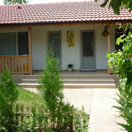 Guestrooms Maria Shabla